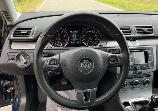 Volkswagen Passat cena 32900 przebieg: 183000, rok produkcji 2013 z Lipno małe 667